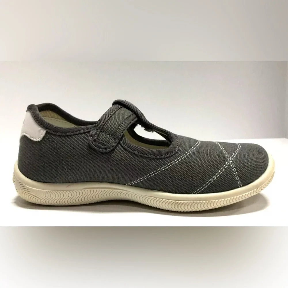 Naturino Girls Ostuni Grey Shoes Size EUR30 M 13 M Little Kid